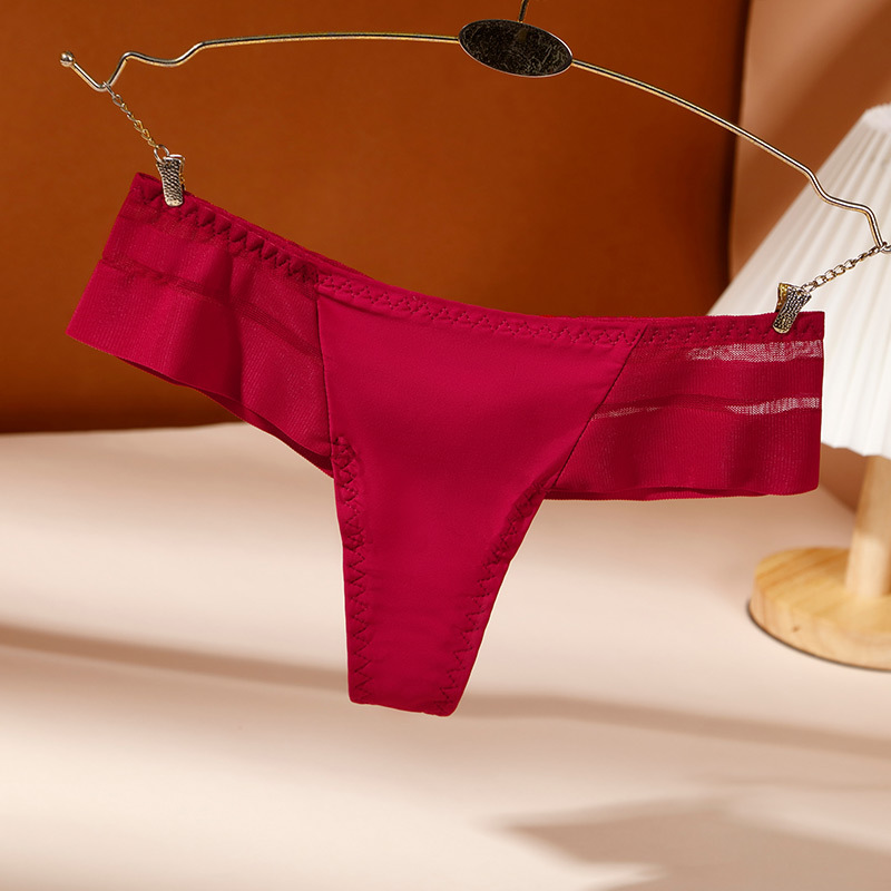Europeo y americano nuevo más tamaño Tanga de seda de hielo de las mujeres sin costura cintura baja de las mujeres T pantalones sexy encaje borde ropa interior de las mujeres puro deseo