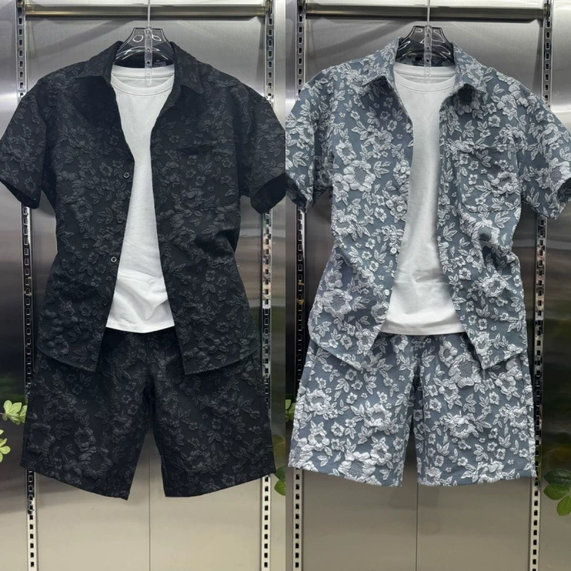 Весенне-летний мужской костюм в стиле casual: модный свободный комплект из высококачественной универсальной стильной рубашки и брюк.