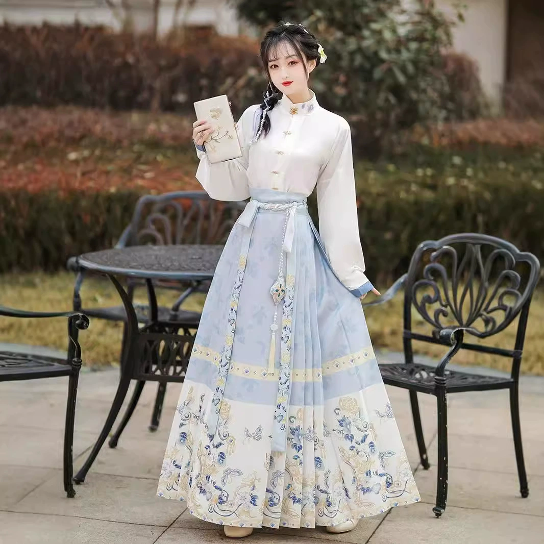 Красота новой бабочки с улучшенным принтом конской юбки с лапшой