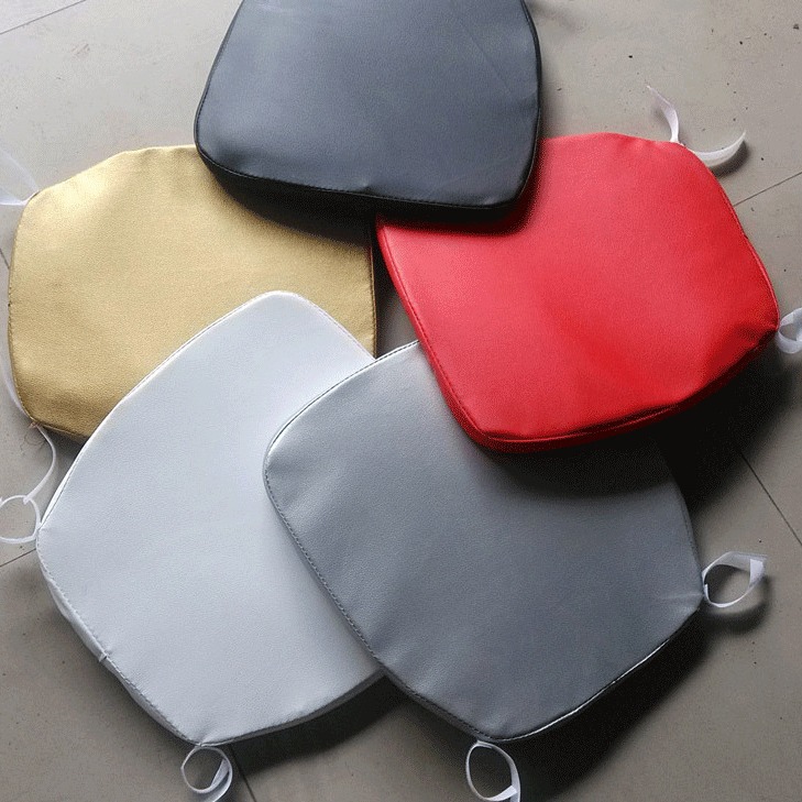 Fabricante de Foshan al por mayor de bolsas de sillas de banquete, almohadillas de esponja para sillas de comedor medievales móviles
