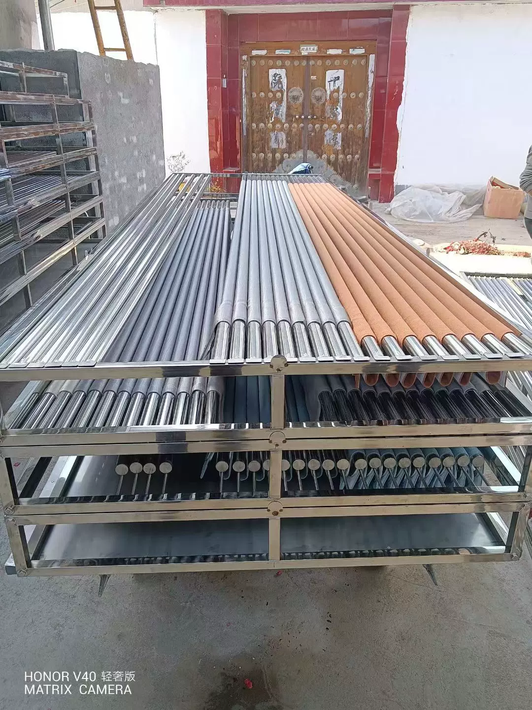 日新牌形态记忆高温压褶窗帘定型机 【江苏日新纺织科技】