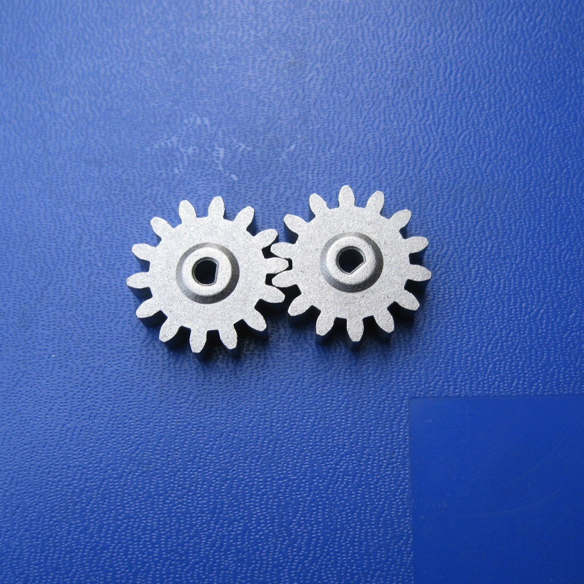 齿轮 1.25模数 14齿 内径3 D形孔 粉末冶金齿轮