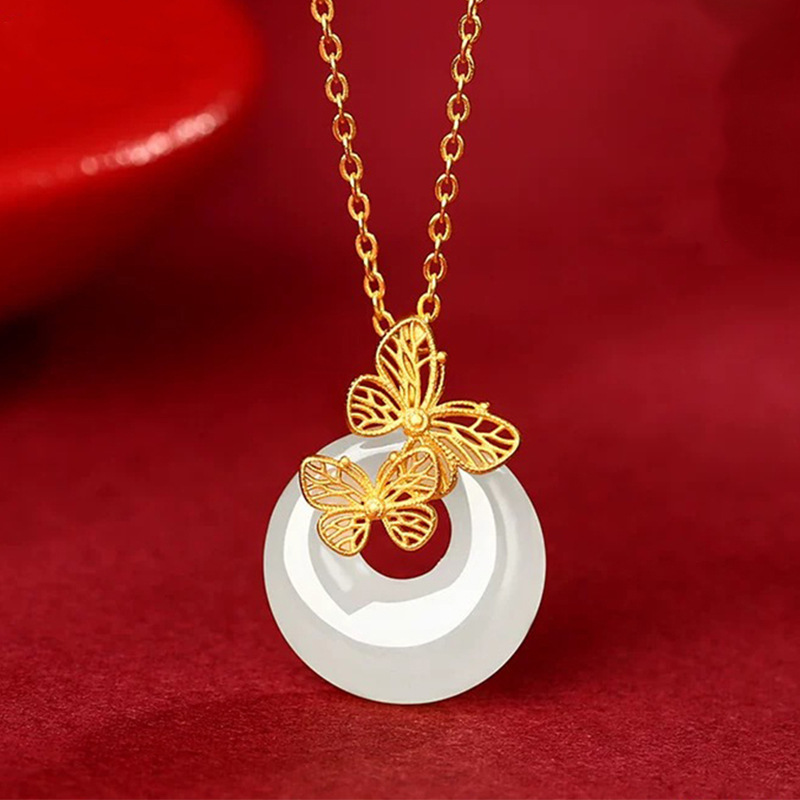 새로운 스타일 HETIAN 옥 나비 평화 버클 목걸이 여성 S  상감 HETIAN 옥 공주 높은 버클 펜던트 라이브 방송 핫 스타일
