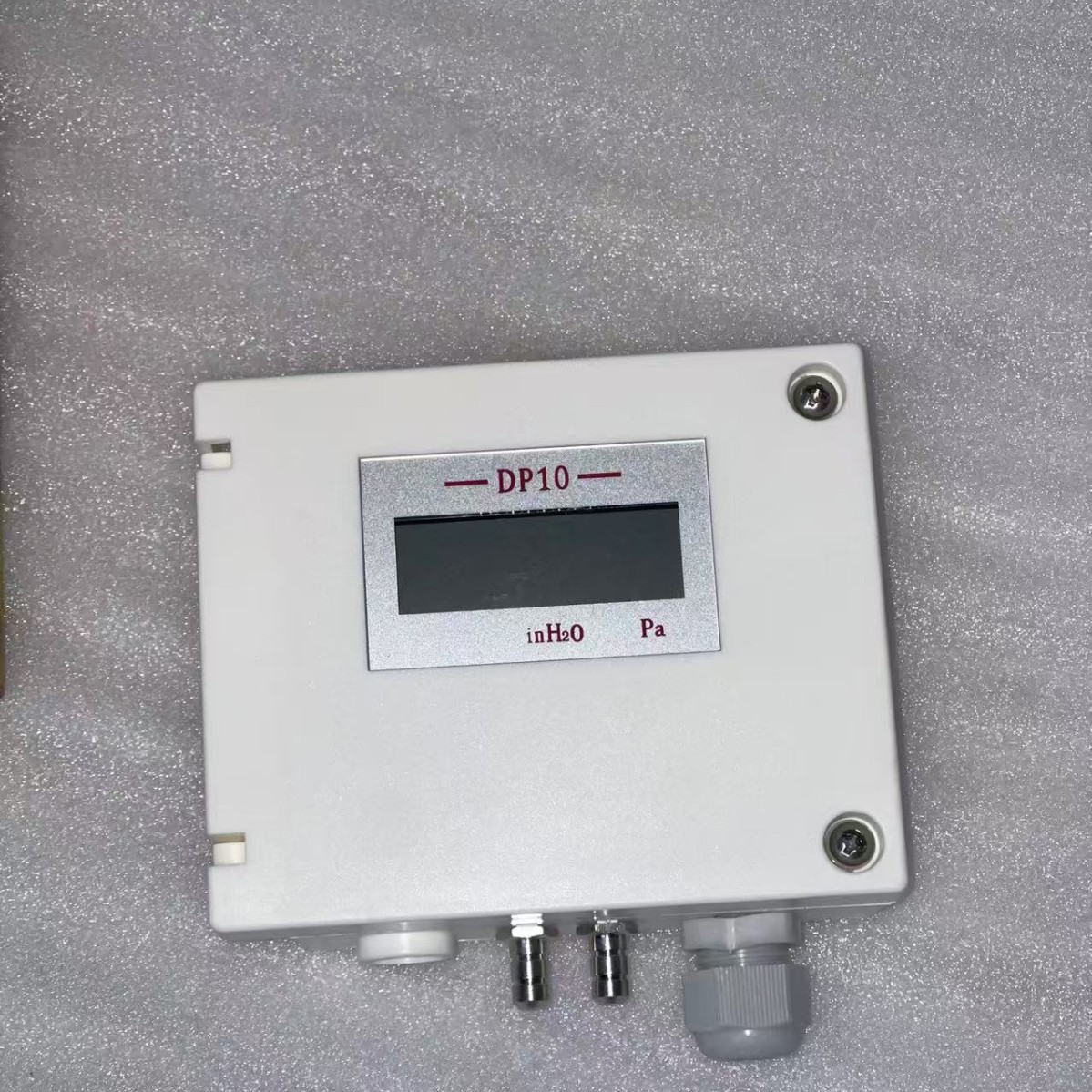 微差压变送器 SP101MD 量程；100-100—Pa 供电；12-32Vdc