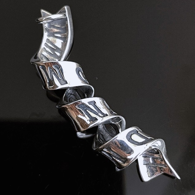 Small design pendant