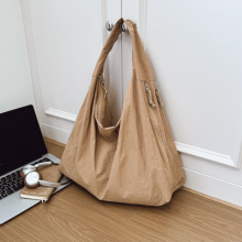 托特包慵懒风布包女新款简约轻便饺子包文艺购物袋休闲单肩腋下包