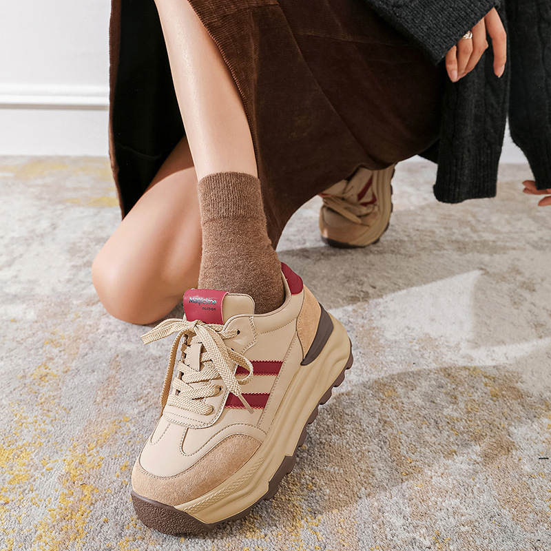 August Lion Deng Hong Kong viento papá zapatos mujer verano 2025 nuevos zapatos de entrenamiento alemán retro de suela gruesa zapatos Maillard Aggan