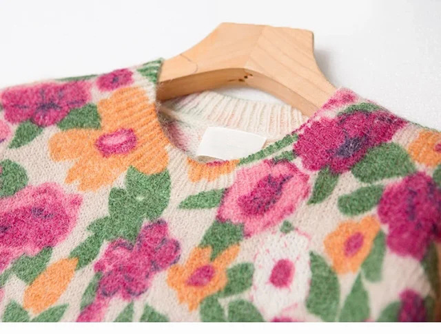Suéter de manga larga suave con cuello redondo y estampado de flores silvestres coloridas de otoño, estilo informal y versátil, nuevo estilo de otoño