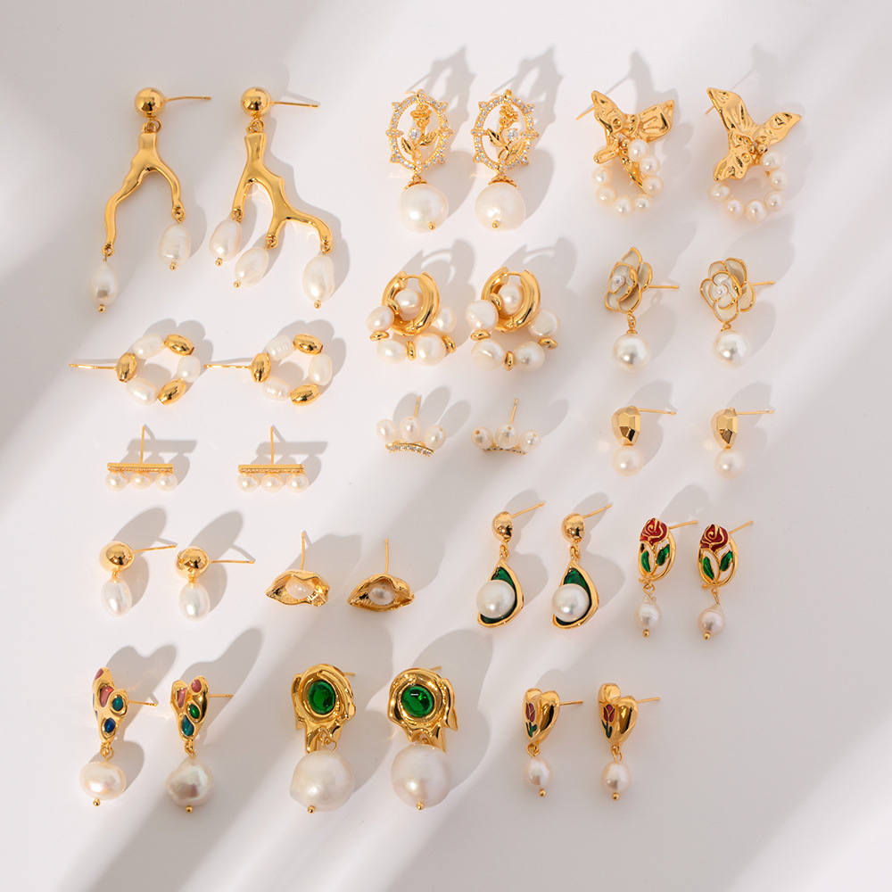 Retro Heart Shape Copper Inlay Artificial Pearls Drop Earrings 1 Pair