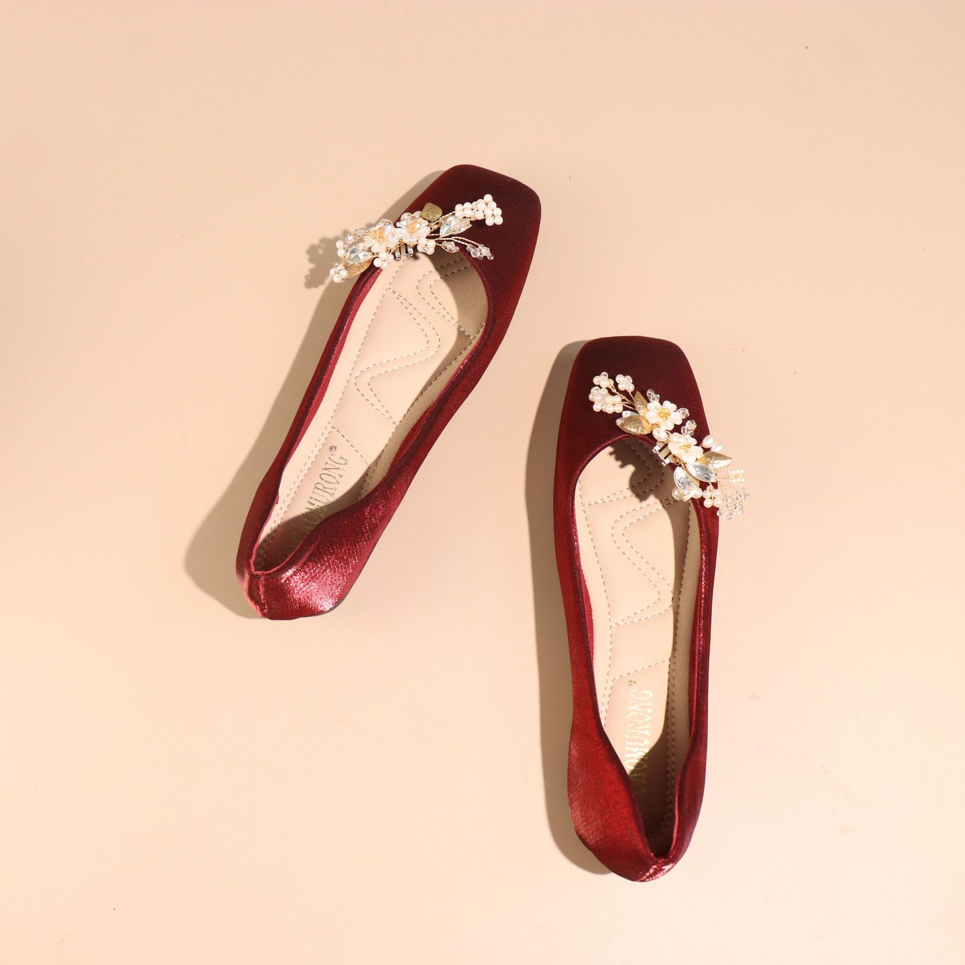 2023 new style not tired feet toast Chinese Xiuhe clothing wedding shoes wedding shoes bridal shoes red stiletto heels spring women