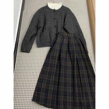 大码女装小香风穿搭女秋冬新款胖妹妹衬衫针织开衫半身裙三件套装