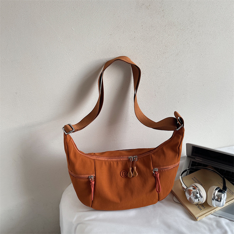 Oxford Fabric Dumpling Bag For Women 2026 New Trendy Sporty Casual Shoulder Bag Versatile Popular Crossbody Travel Crescent Bag - Thumbnail 6