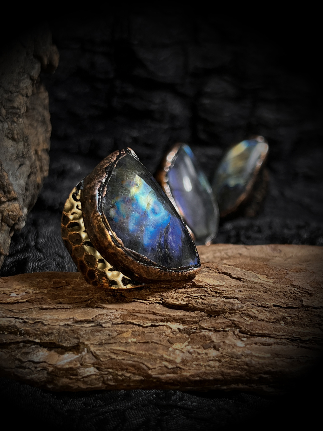 22g Weight Retro Exaggerated Geometric Gem Copper Open Rings In Bulk