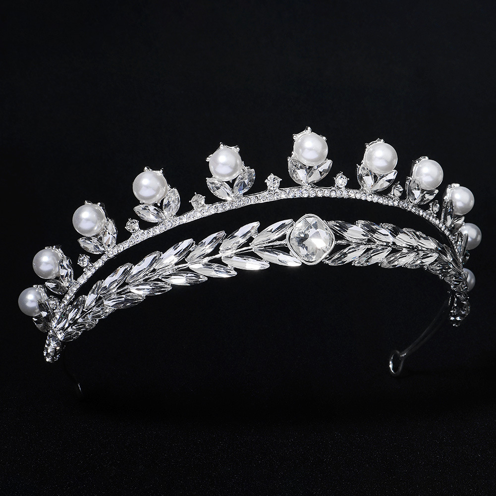 Corona De Aleación De Diamantes De Imitación De Perlas De Trigo Coreano Al Por Mayor Nihaojewelry display picture 4