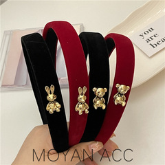 Rabbit Bear Velvet Texture Hair Clip Vintage Women Autumn/Winter High-End Feel High Crown Top Black Red Elegant Hair Pin Headband