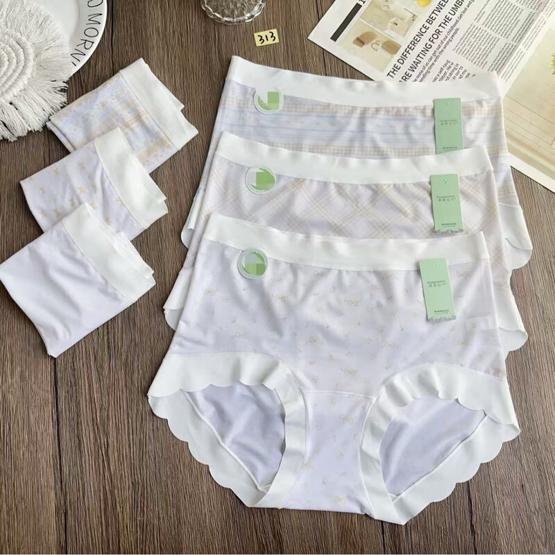 313 Special Price High-Waisted Large Size Cool Ice Silk Bohemian Style Lightweight Seamless Women's Underwear Supply 313 Special Price High-Waisted Large Size Cool Ice Silk Bohemian Style Lightweight Seamless Women's Underwear Supply