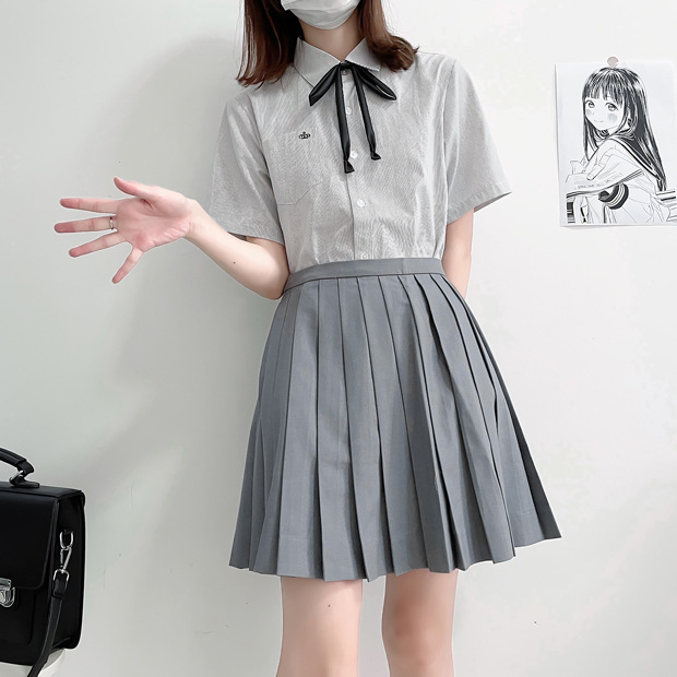 Gray [pleated skirt] 43cm