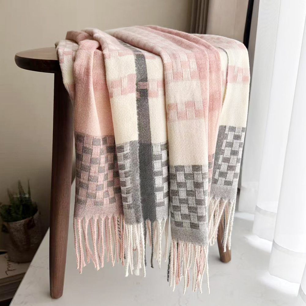 ����q�����nϵ�Շ��ж�����ů����Ů2025�¿���Ӈ���һ�����l