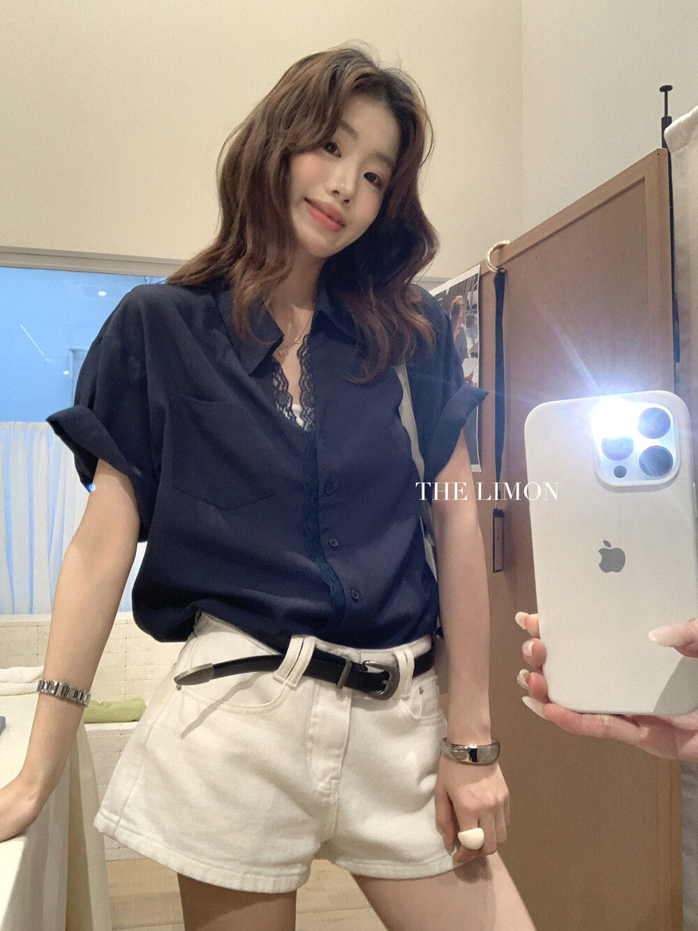 Áo sơ mi tay ngắn nữ phối ren viền cổ, dáng rộng mùa xuân hè — màu trắng, Xanh da trờicolor chi tiết 30