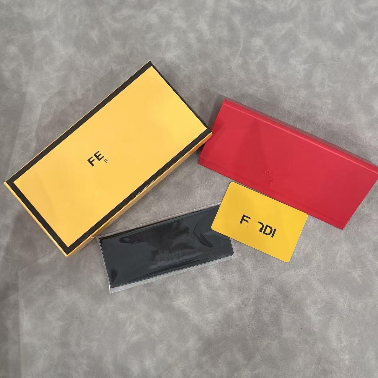 Inventario al por mayor nueva caja de gafas de alta calidad, caja de gafas de sol de alta gama, caja de gafas de sol, caja de paquete completa