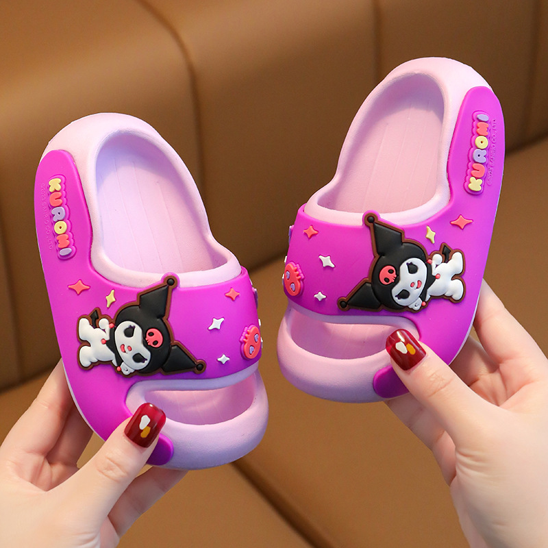 Zapatillas infantiles genuinas de Sanrio, sandalias de dibujos animados de verano para niñas, zapatos antideslizantes para el hogar, uso exterior, suaves