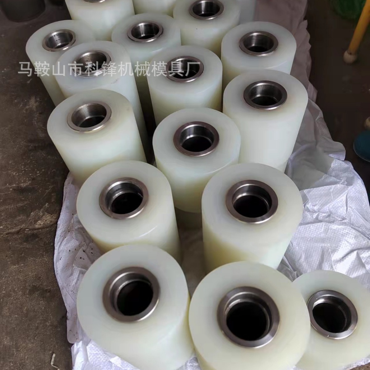 �Ʒ��������۰����������˲�Ʒʹ���͸��£�����ĥ