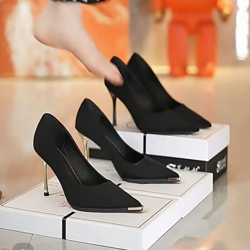 New Suede Pointed Toe Niche Spring and Autumn 2025 Metal French Shoes Elegant Design Stiletto Black High Heels