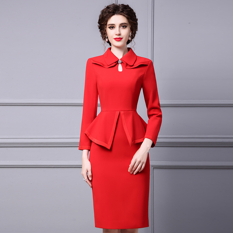 Zhili Red Dress for Women, Spring and Autumn 2026 New Model, High-End Formal Occasion Rhinestone Embellished Mid-Length Bodycon Dress
