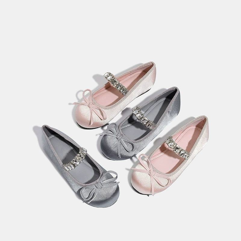 Девушки одиночные туфли принцессы атласные весной и осенью новые мягкие подошвы и неглубокие банты детские хрустальные туфли балетные танцевальные туфли