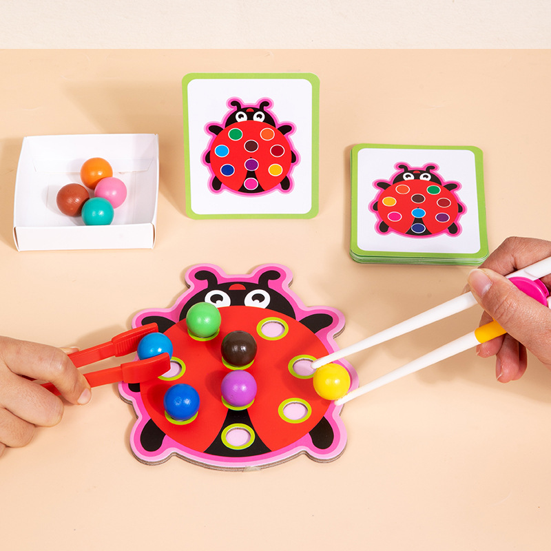 Transfronterizo de madera Diversión infantil cuentas de clip avanzadas Iluminación educación temprana juguetes manos en el cerebro juego de coordinación mano-ojo