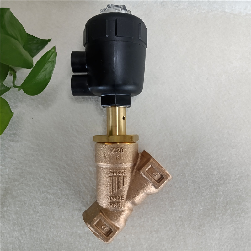 询价德国burkert宝德2000A气动角座阀 00186380 DN25 16bar现货