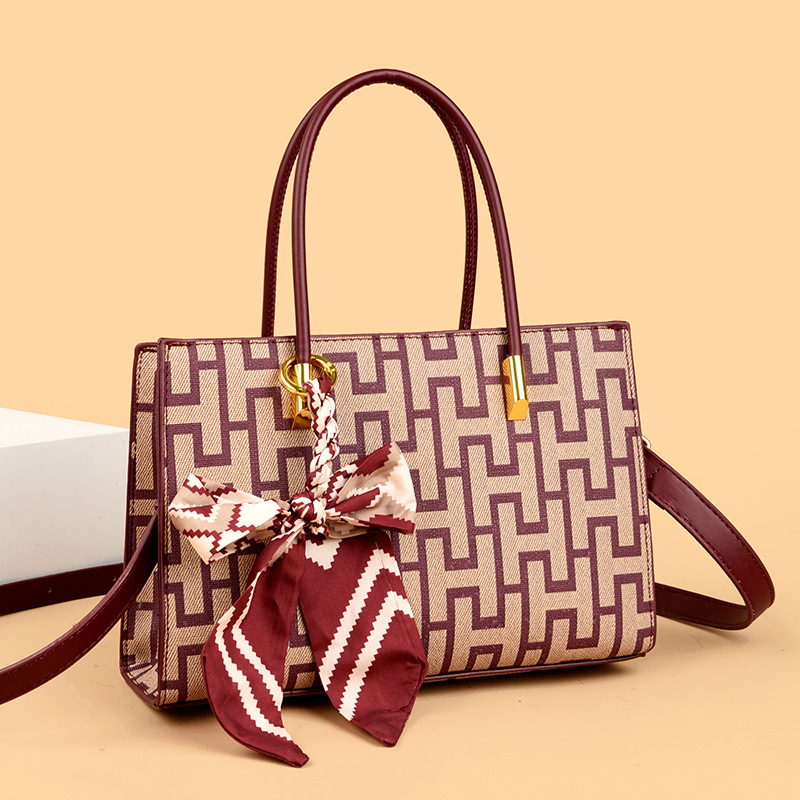 Bolso de hombro de gran capacidad de mujer de lujo ligero bolso de mano de cuero de moda bolso especial europeo retro bolso de tramo inclinado al por mayor