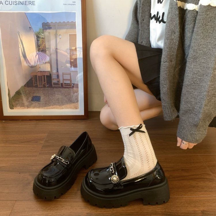 Черные лоферы женские 2025 весна новые на толстой подошве ретро британский стиль универсальные японский стиль туфли Мэри Джейн