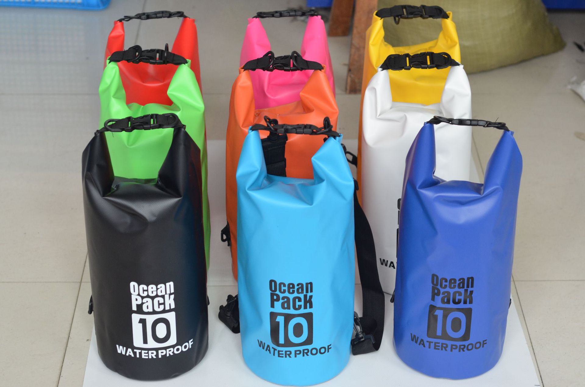 Bolsa de cubo impermeable a la deriva al aire libre bolsa de cubo impermeable de playa bolsa de cubo impermeable de PVC tela de malla traje de baño de playa bolsa de almacenamiento bolsa de cubo impermeable