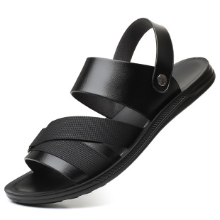 Slippers Men's New Summer Outwear Middle-aged and Elderly Pure Leather Sandals Non-slip Outdoor Men's Soft Leather Soft Bottom Dad Sandals