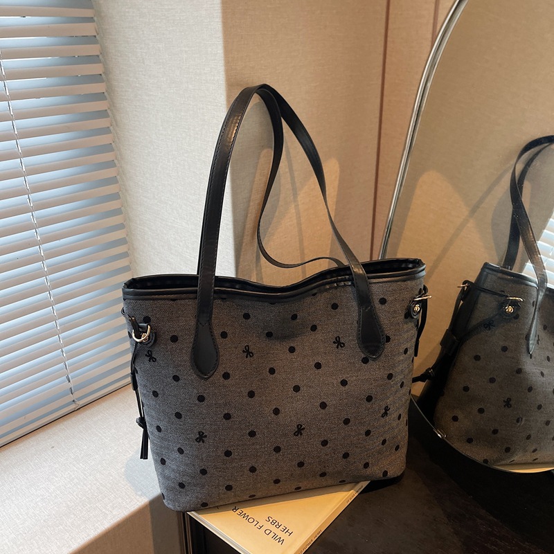 2025 fashion trendy polka dot winter bow new large capacity korean style commuter underarm tote shoulder bag