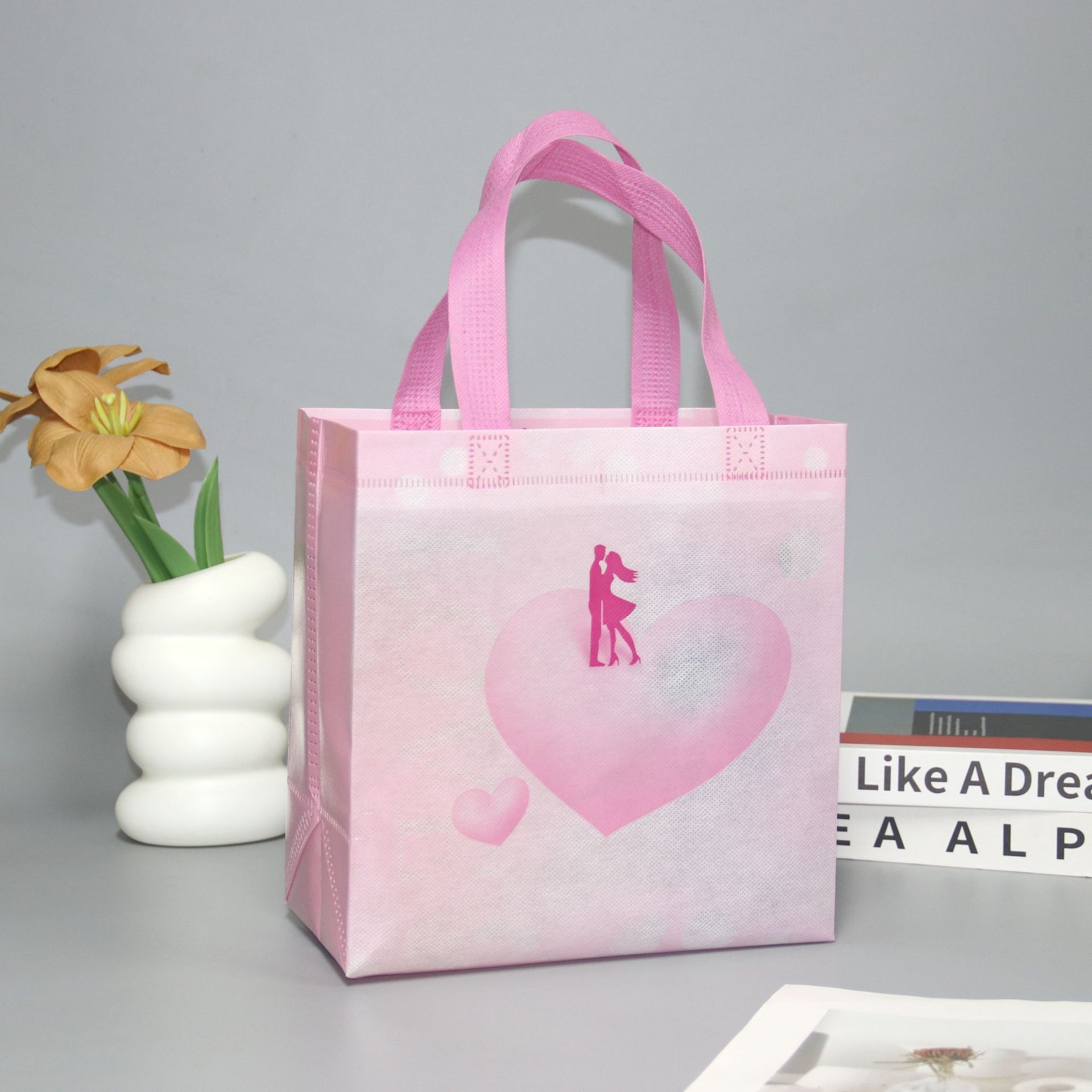 Bolsas de mano no tejidas personalizadas bolsas de compras de color ecológicas bolsas tridimensionales de publicidad corporativa personalizadas
