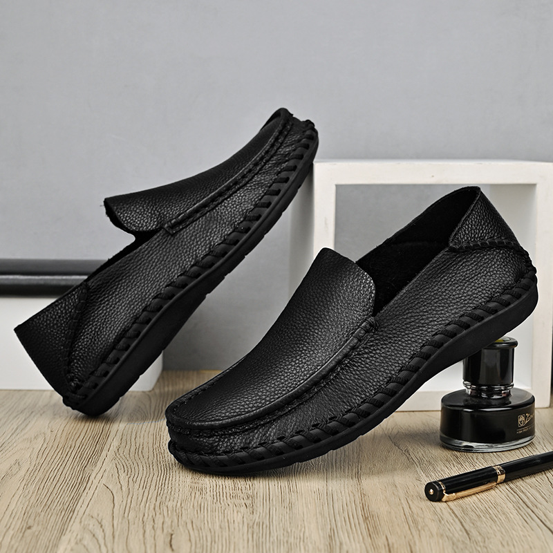 Fábrica directa de cuatro estaciones de comercio exterior zapatos de cuero zapatos de agujero zapatos de negocios zapatos casuales vacíos transpirables zapatos de hombre en stock