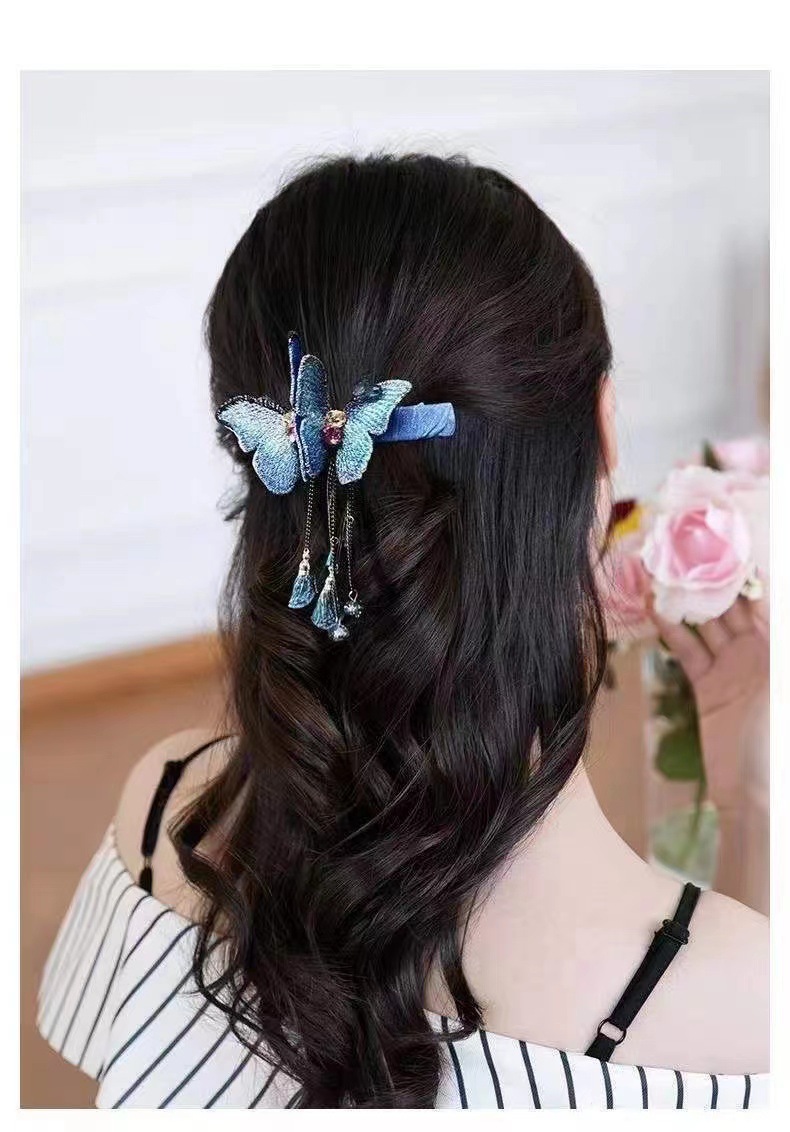 Fashion Butterfly Metal Emoroidery Hair Clip 1 Piece1