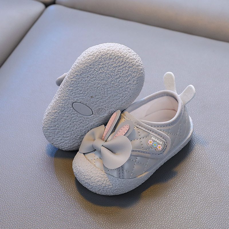 2024 nuevos zapatos de bebé de primavera y otoño para niñas 1 1 1 niño de 2 años zapatos de cuero de princesa zapatos de bebé de suela suave antideslizantes