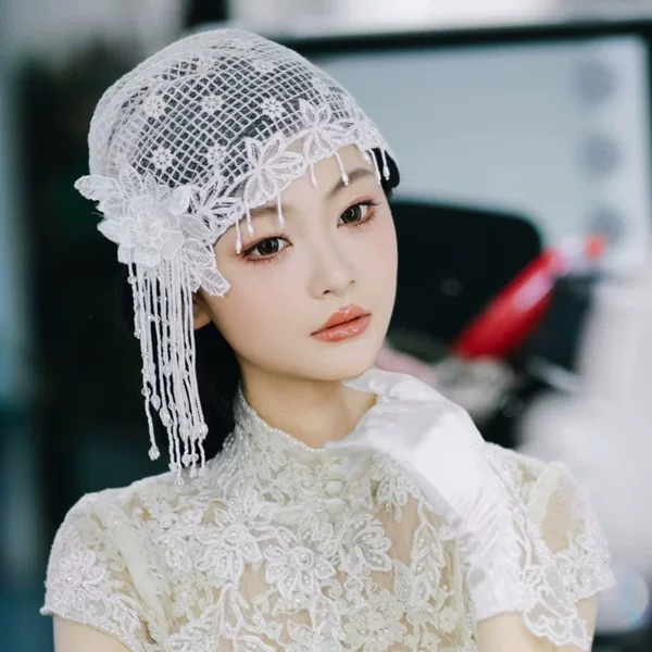 Bridal Headwear, French Retro Lace Hat, Imitation Pearl Flower Tassel Hair Accessories, High-End and Elegant Wedding Dress Accessories