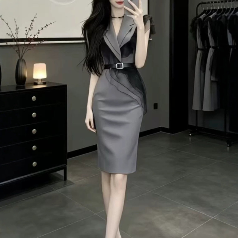 26527 New Daimei Aiyiyuan 2026 New High-end Elegant Lace Patchwork Waist-Cinching Sleeveless Dress for Women 26527 New Daimei Aiyiyuan 2026 New High-end Elegant Lace Patchwork Waist-Cinching Sleeveless Dress for Women