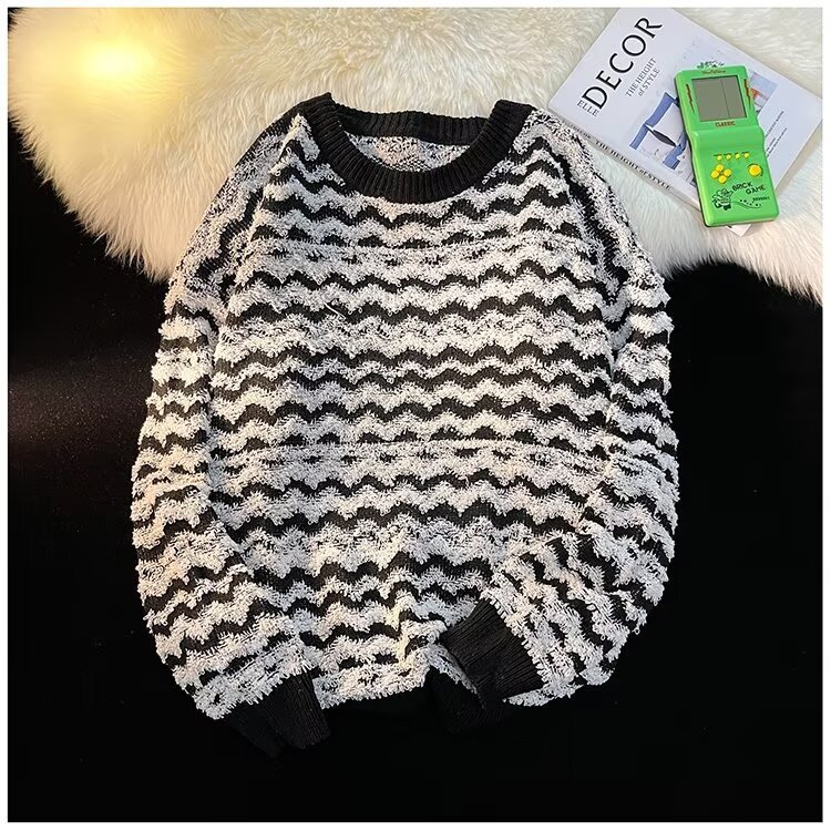 Suéter de hombre de manga larga camiseta de punto casual juvenil de otoño nuevo estilo de moda masculina suelta de cuello redondo chaqueta rayas de moda