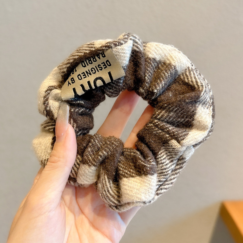 5 cartuchos de unos 10 cm