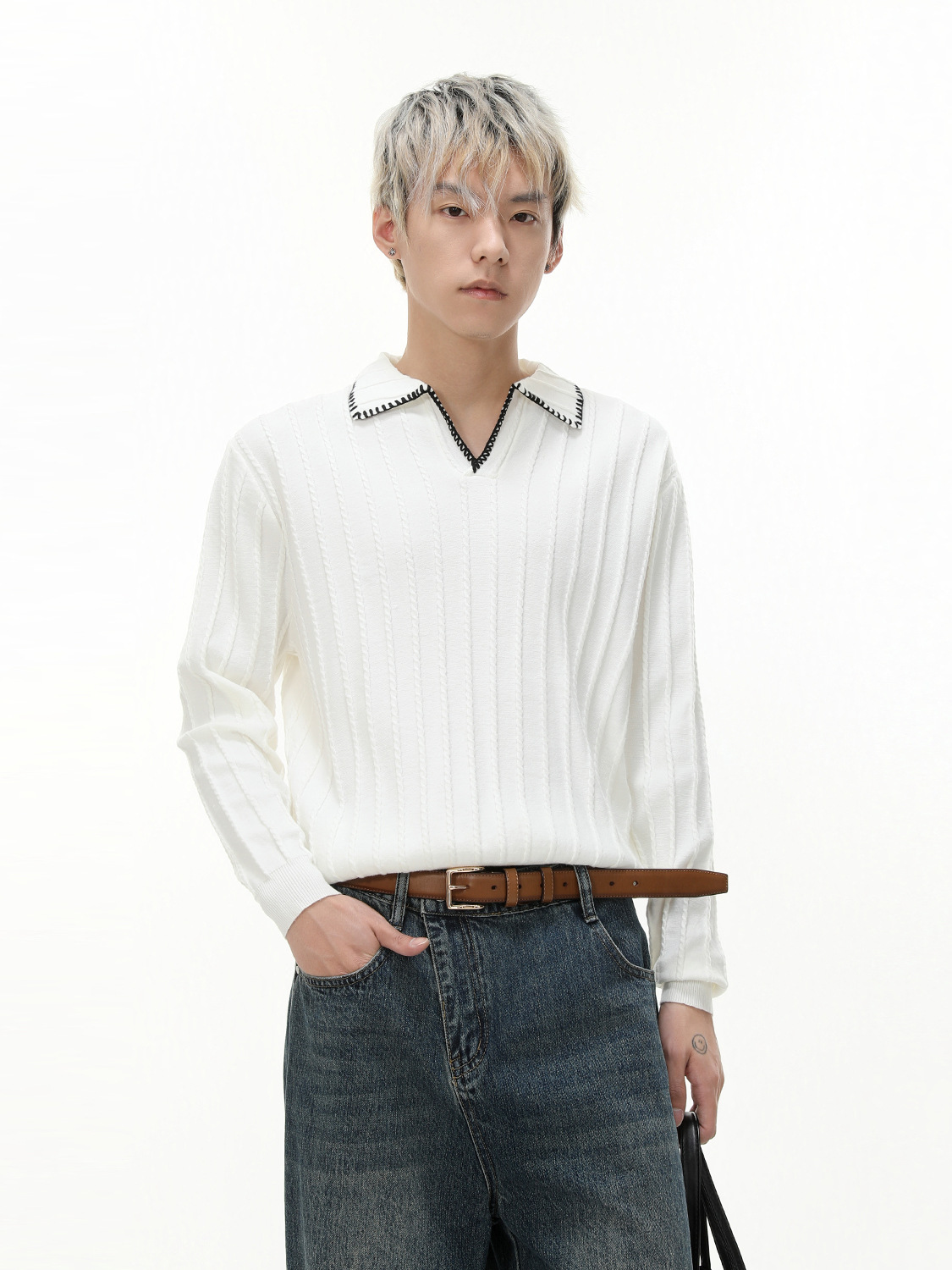 MTLCLOTHES Hombres| Texturas viejas franjas de estilo de dinero, diseño de contraste de color, collar, camiseta de punto casual, moda