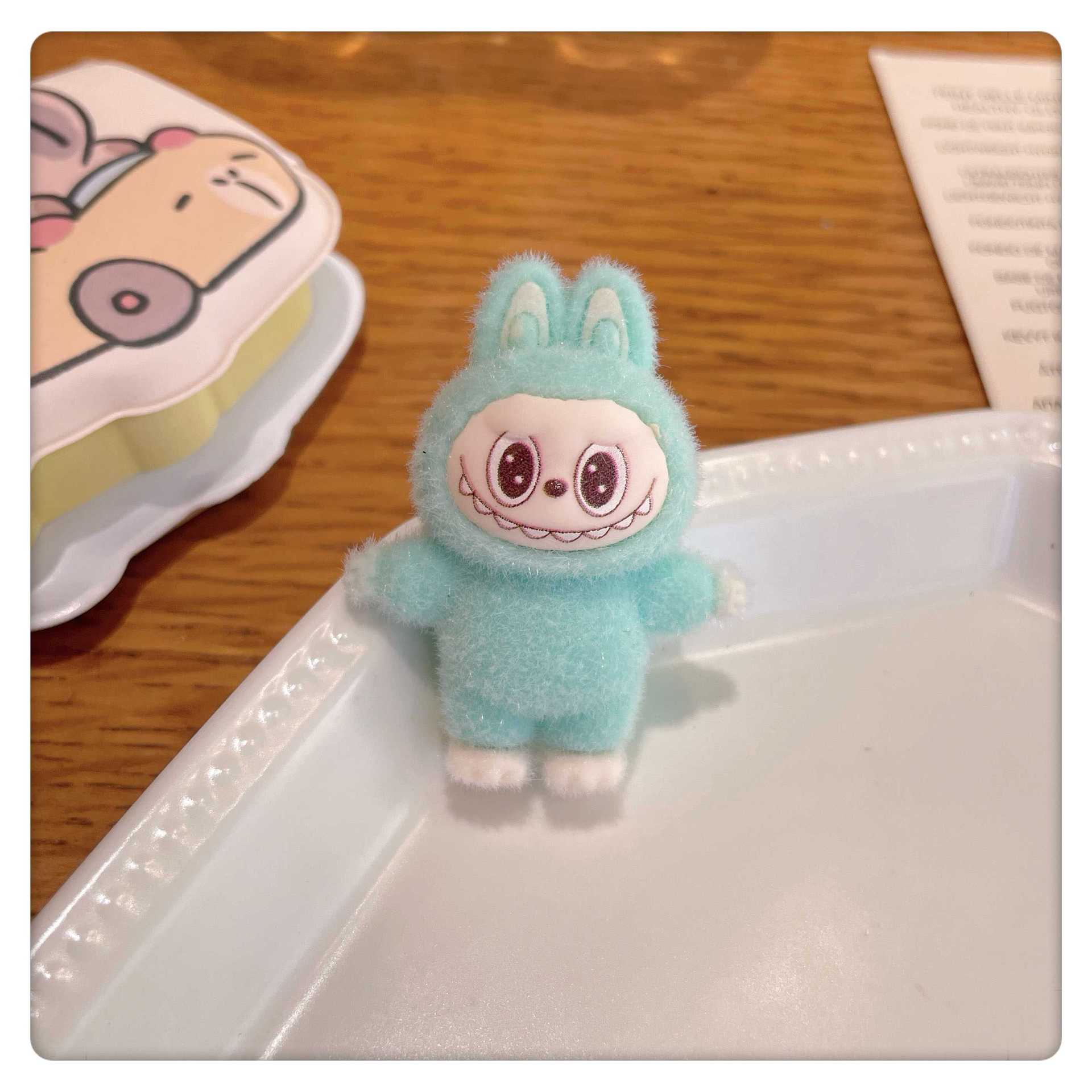 0FF00CD7F26B524AD4EF2FDA7436E2