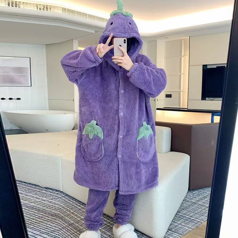 艾莎の王女のパジャマの女性の冬のサンゴのベルベットは厚い保温のフランネルの中の長いタイプの帽子の冬の寝衣をプラスします。|undefined