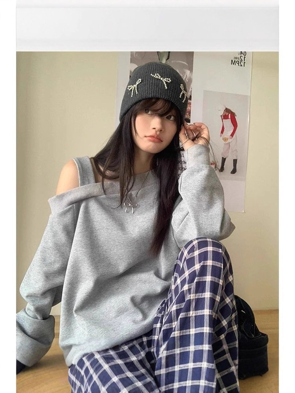美式斜肩卫衣女春秋新款灰色宽松显瘦松弛感露肩长袖t恤秋季上衣|undefined