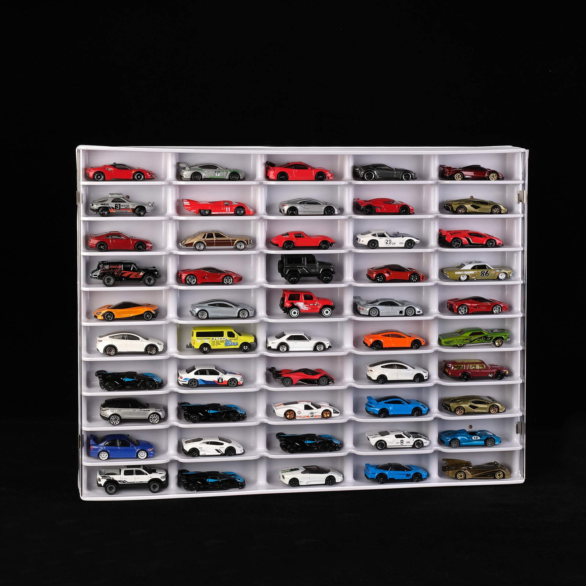 White 1:64 display rack (can be installed with 50 cars) with an acrylic cover