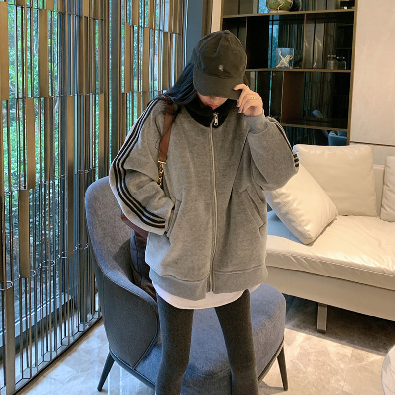 Women's Retro Hong Kong Style Gray Thick Coat 2026 Trendy Loose Baseball Jacket French Street Style Sweatshirt Fashion